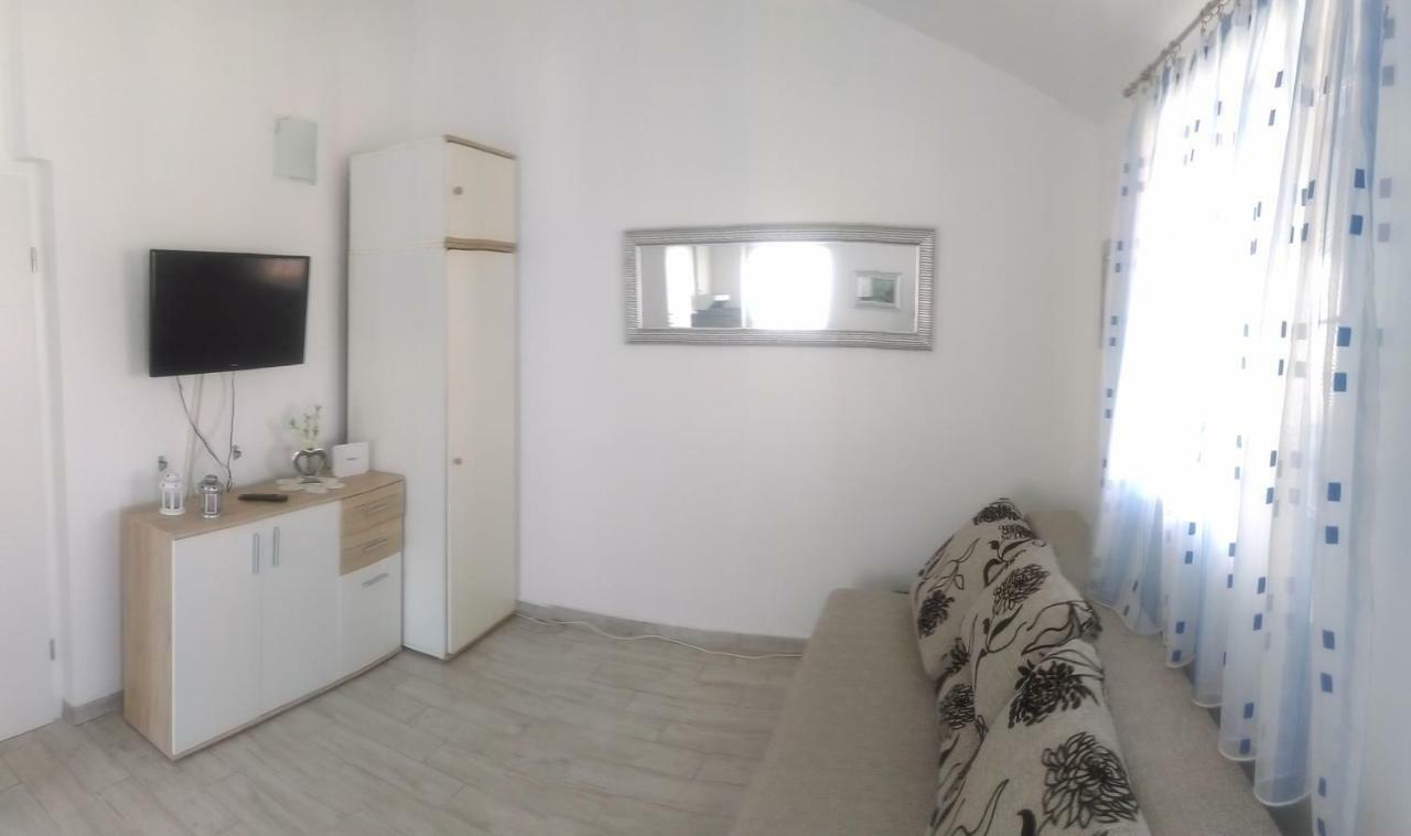 Apartment Tihana Ravni Luaran gambar